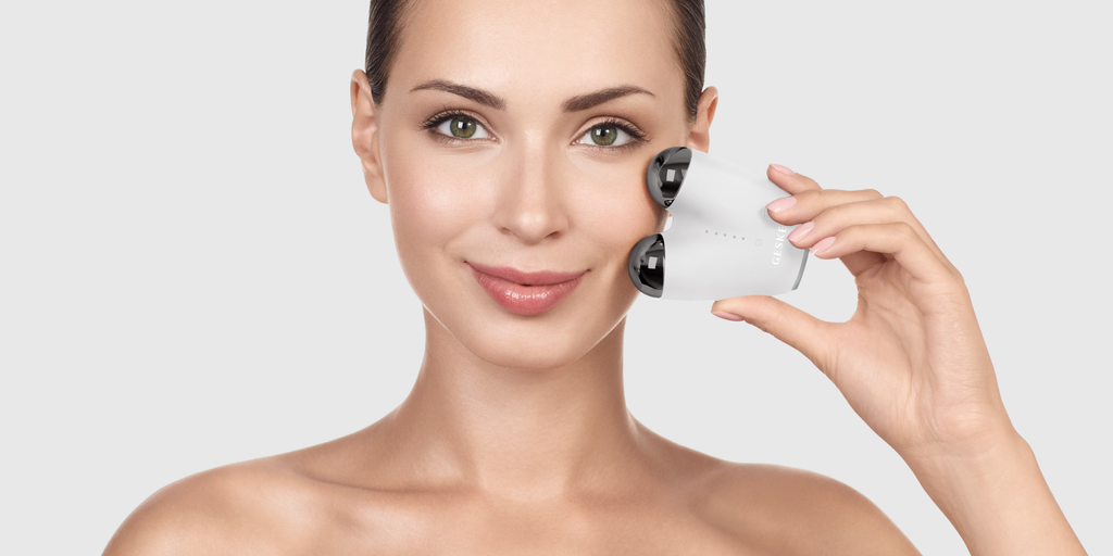 ボディ・フェイスケア Microcurrent Face Lifting Roller Microcurrent Face Lifting Roller - メルカリ